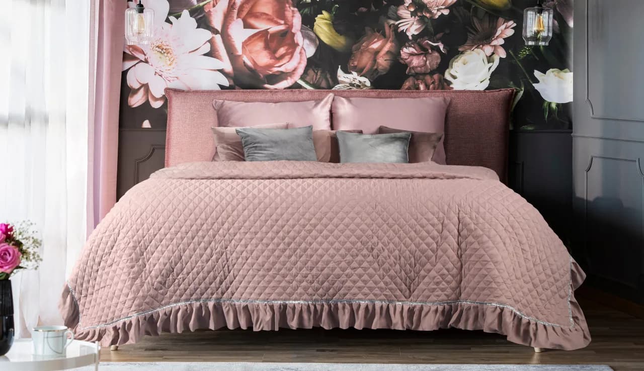 Jak pościelić łóżko w sypialni: 7 prostych kroków do perfekcji